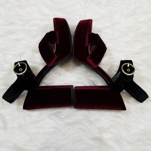 SAM EDELMAN velvet heels NEW